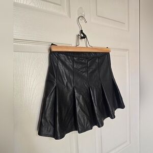 Abercrombie Kids Black faux Leather Pleated Skirt size 11/12